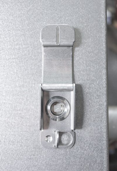 Quarter Turn Padlockable Cover Stainless Steel - Image 3
